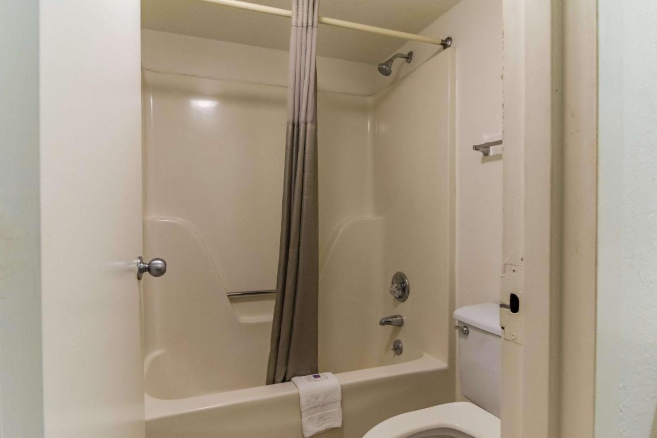Motel 6-Raleigh, Nc - 캐리 외부 사진